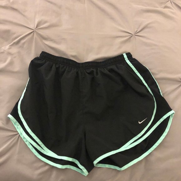 Nike Running Shorts HAUL - Picture 6 of 9